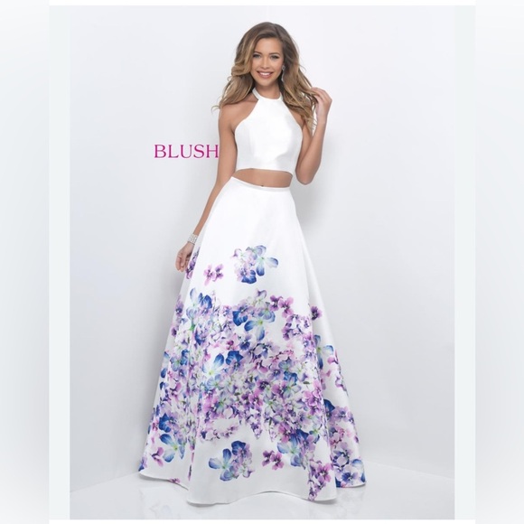 Blush Prom Skirt w/ orchid type floral design size 0 - Picture 1 of 6